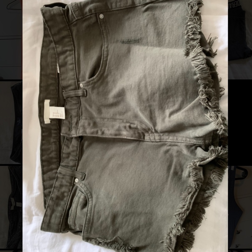 H&M Army Green Jean Shorts High Waisted Size 10
